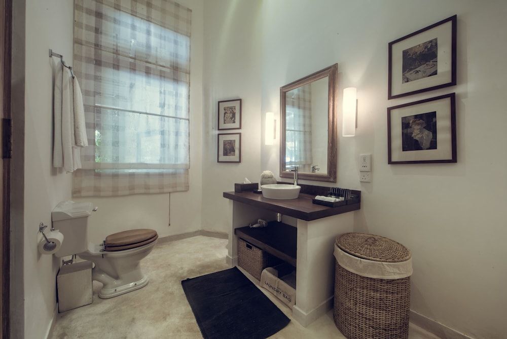 Taru Villas Rampart Street - Galle Fort Deluxe Pool Room 6