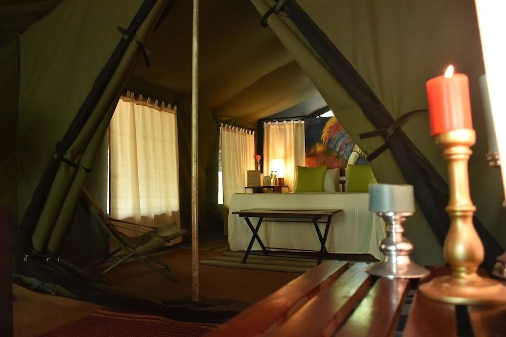 Mahoora - Udawalawe by Eco Team Glamping suite bordering Udawalawe with bush walk 19