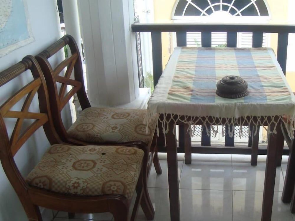 undefined Fort Inn Guest 7