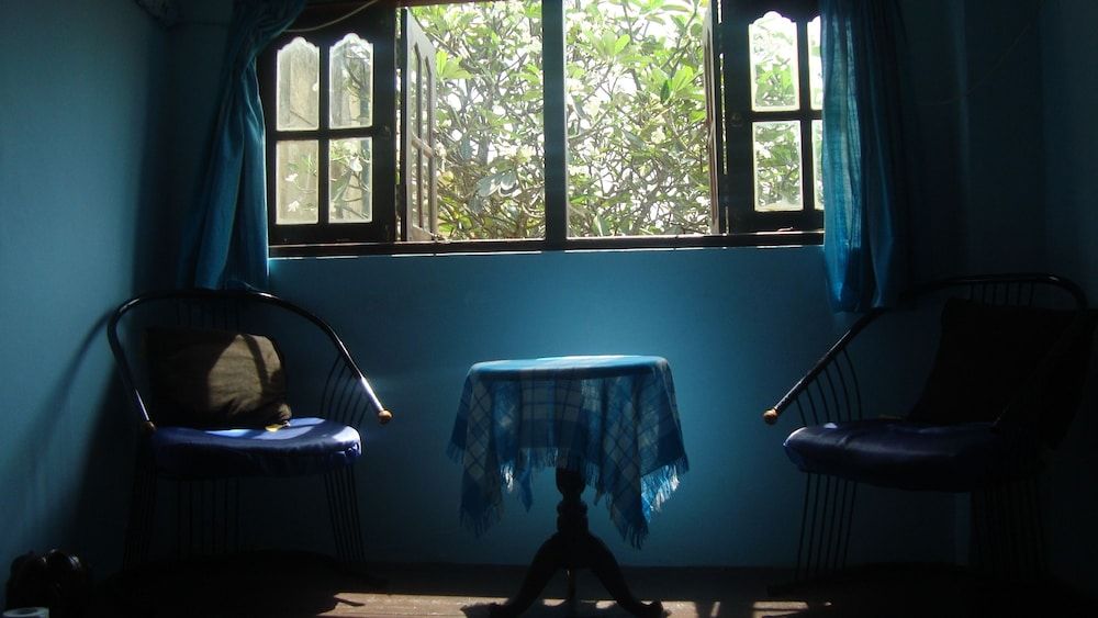 undefined Fort Inn Guest 8