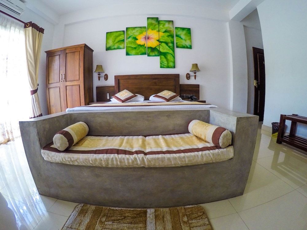 Hotel Sunrich Kandy