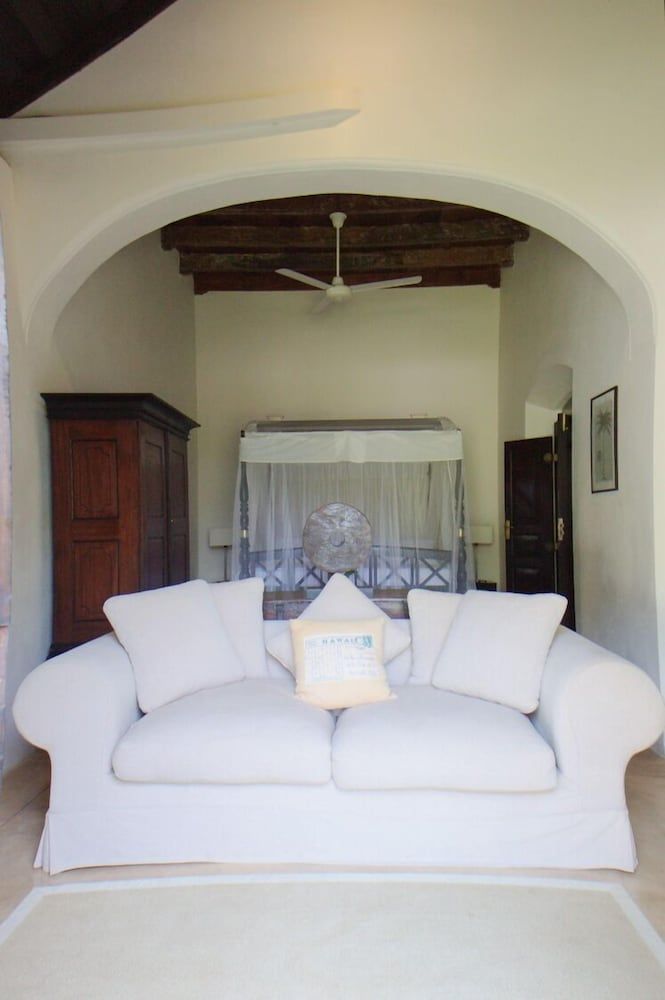 Whole Villa