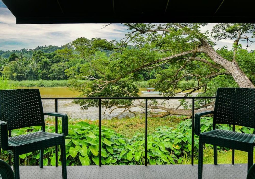 Thotupola Residence Grand Cottage, 1 Bedroom, Kitchen, Garden View 6