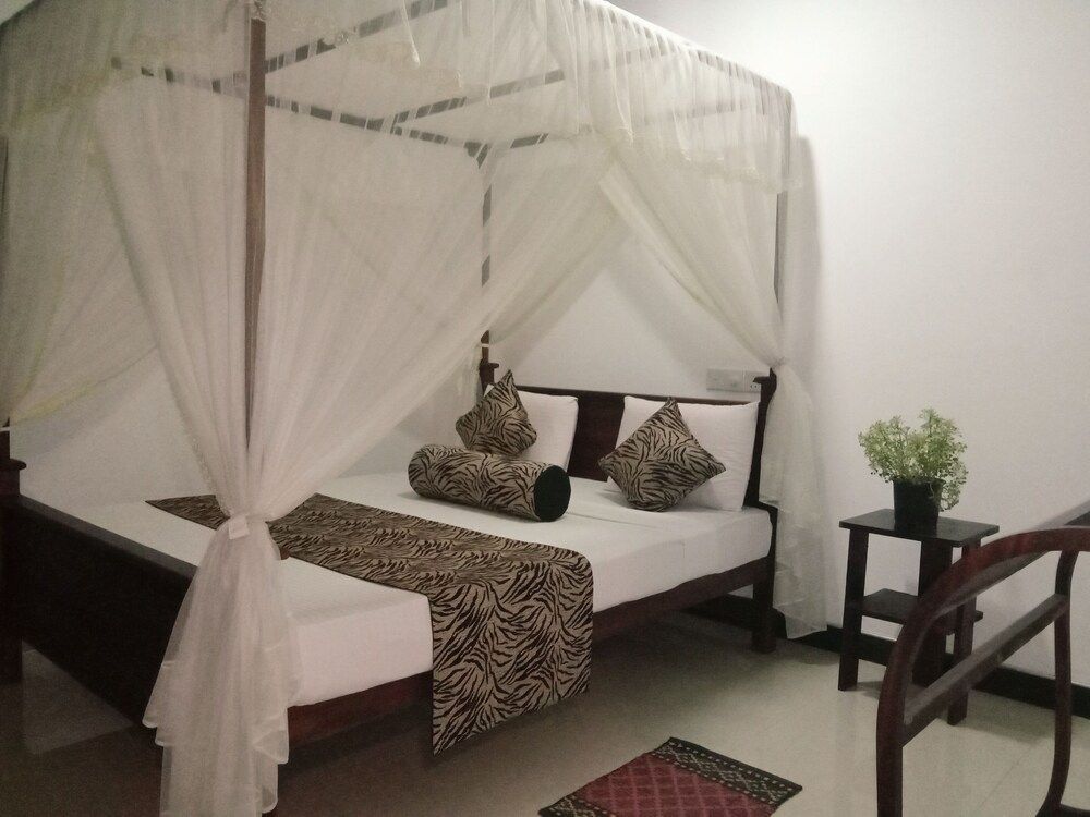 Sigiriya Rock Gate Resort Standard Double Room, 1 Queen Bed 11