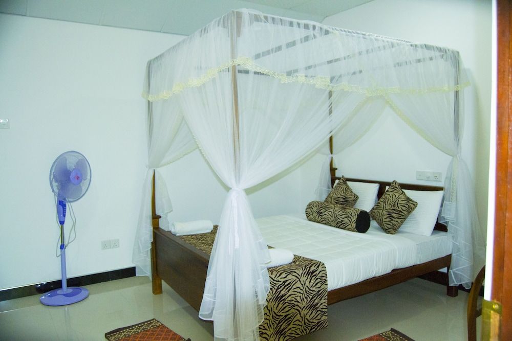 Sigiriya Rock Gate Resort Standard Double Room, 1 Queen Bed 7