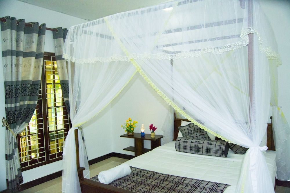 Sigiriya Rock Gate Resort Standard Double Room, 1 Queen Bed 3