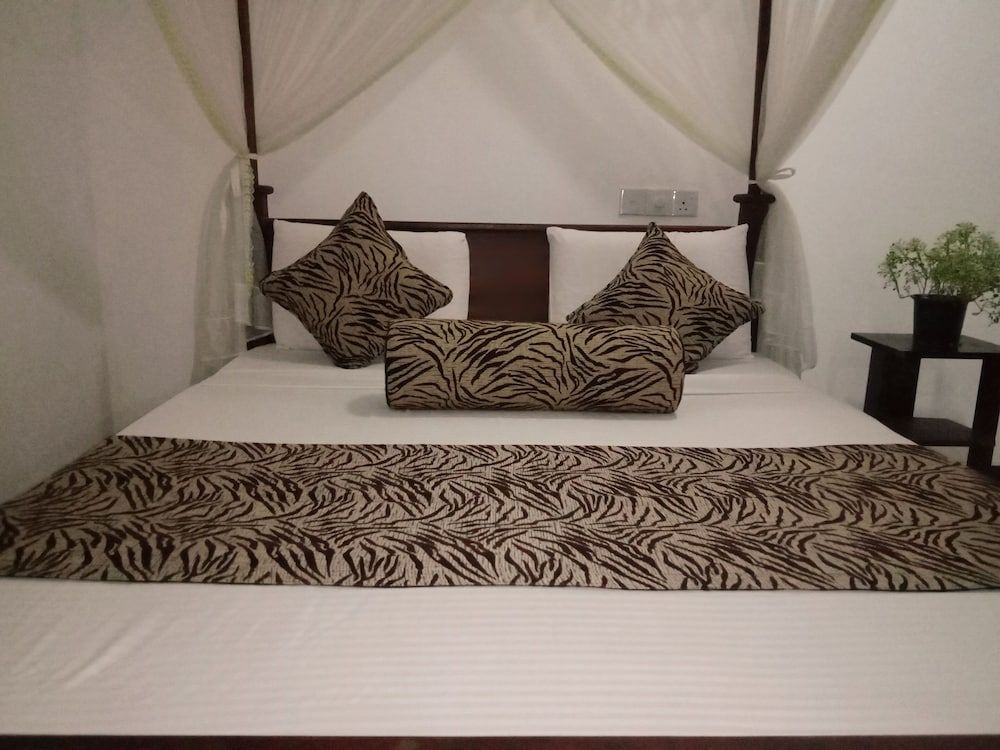 Sigiriya Rock Gate Resort Standard Double Room, 1 Queen Bed 12