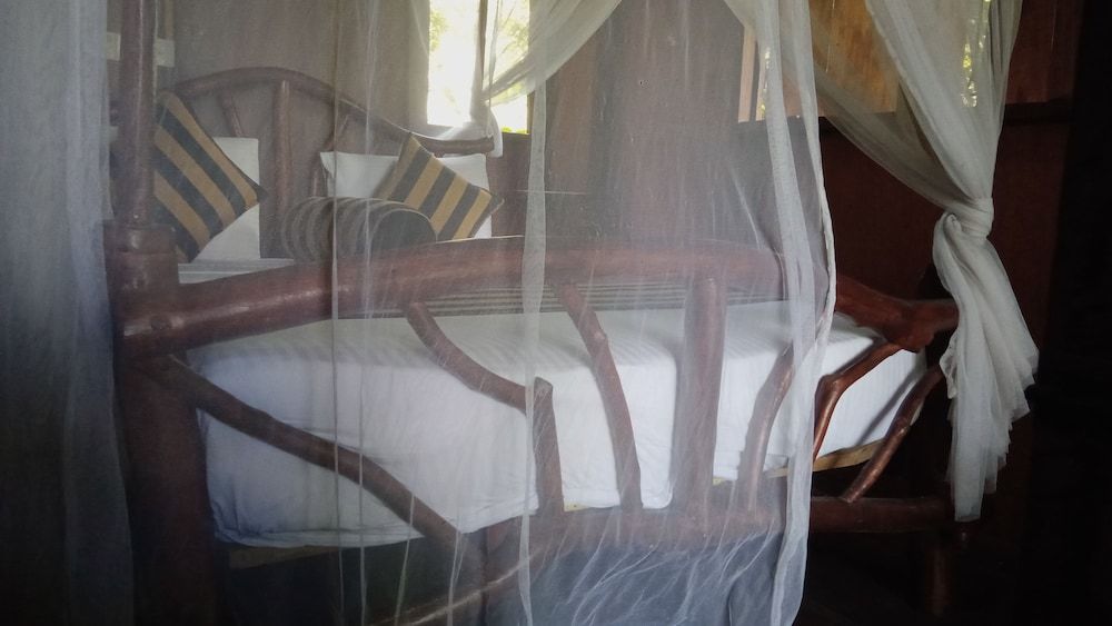 Sigiriya Rock Gate Resort Traditional Tree House, 1 Queen Bed, Mountain View 20