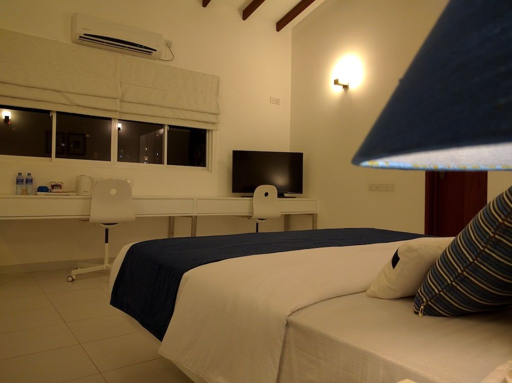 undefined The Residence 10