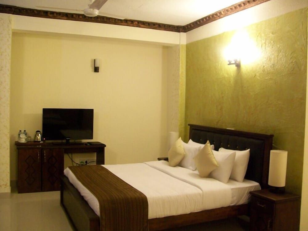 Hotel Sunhill - Colombo Double or Twin Room, Sea View, Sea Facing 3