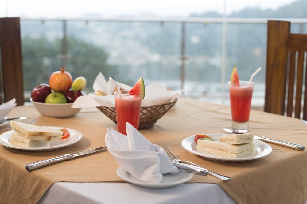 undefined Sandriana Lake View 3