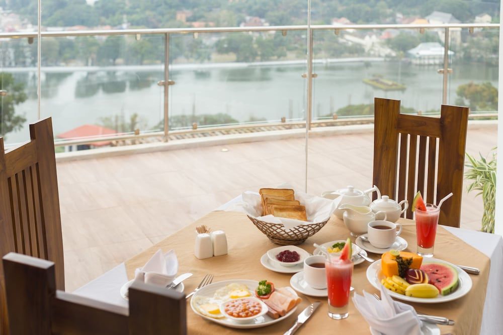 undefined Sandriana Lake View 5