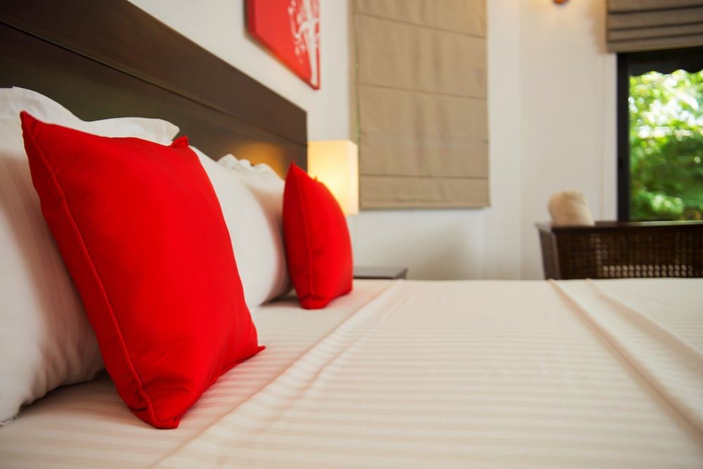 Villa Escondite Luxury Triple Room, 1 King Bed, Garden View, Garden Area 3