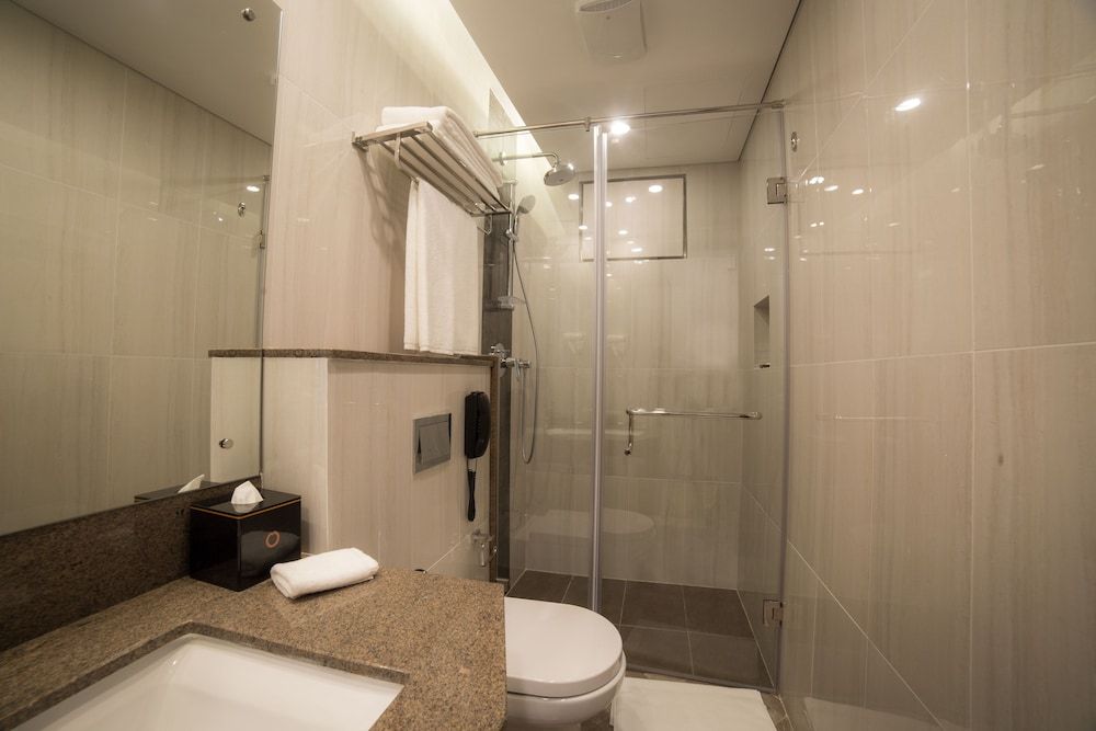 Mandarina Colombo Deluxe Double Room, 1 King Bed, Accessible 5