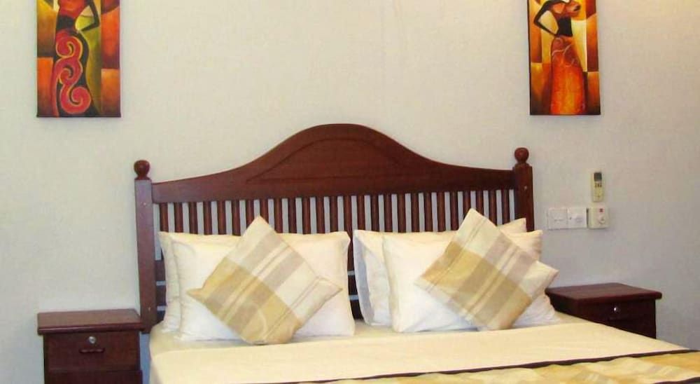 undefined Whitehouse Residencies 8