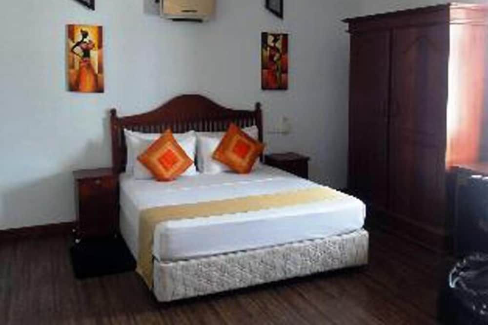 undefined Whitehouse Residencies 9