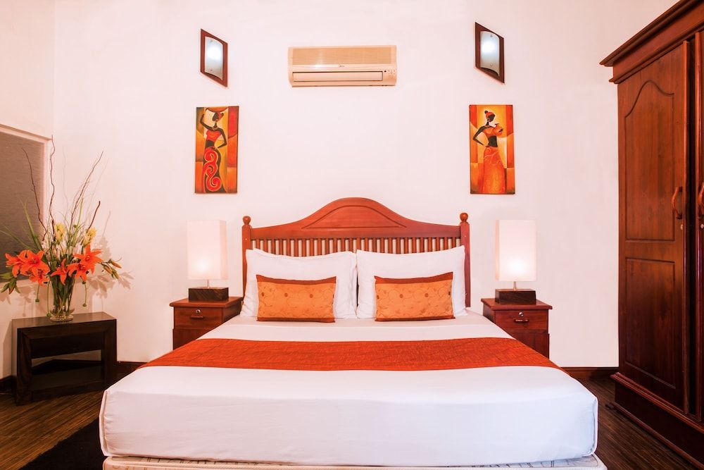 undefined Whitehouse Residencies 5