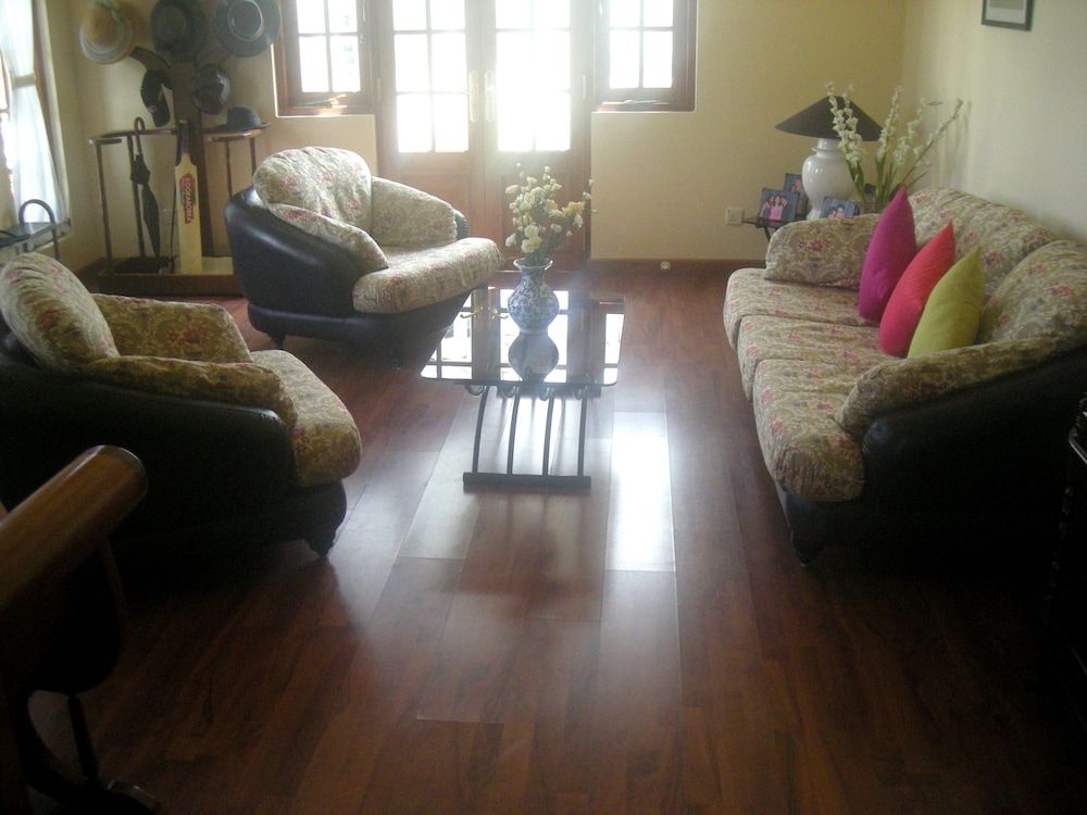 undefined Roselynn Mannor 7