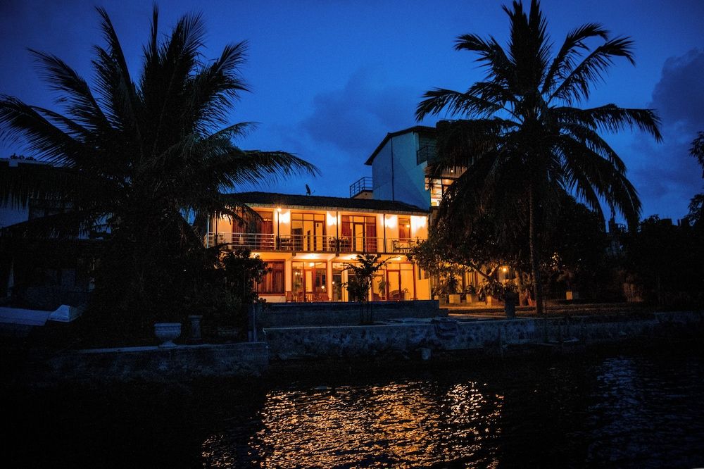 undefined Riverside Inn Fuji 10