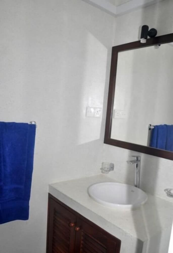 Scandinavia Hotel Standard Twin Room 16