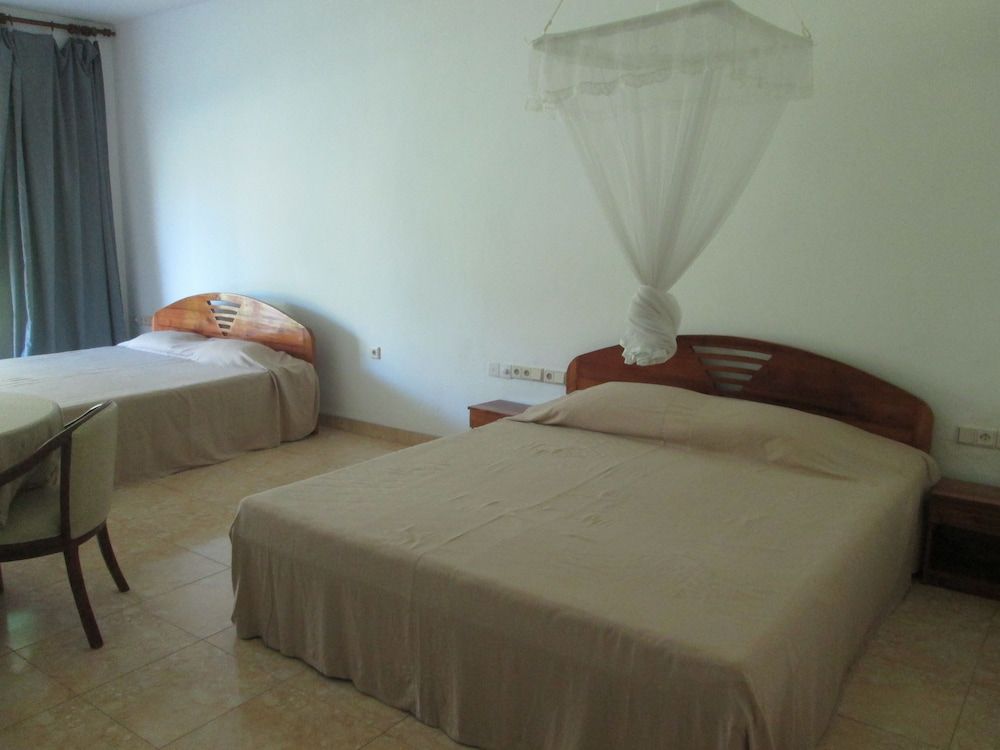 Family Room, Terrace