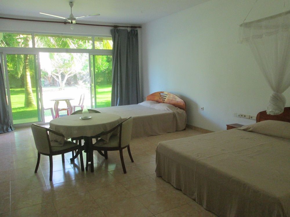 Family Room, Terrace