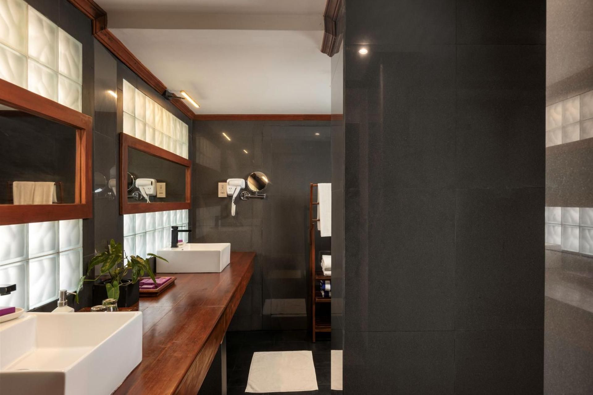 undefined Ekho Surf 9