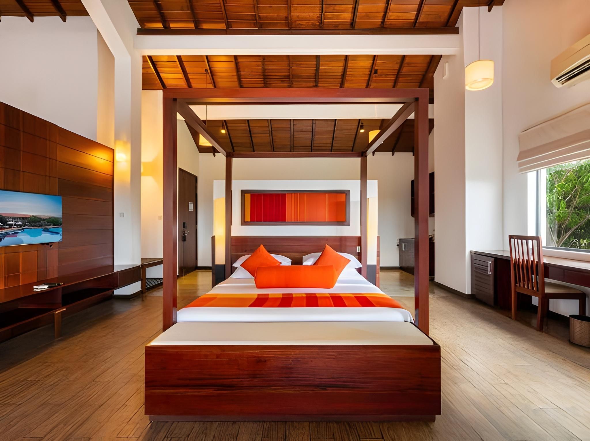 The Calm Suite with Balcony & Ocean View