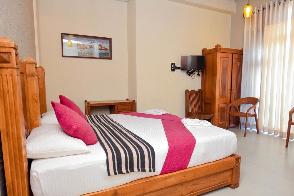 Piumara Residence Deluxe Double Room, Lake View 2