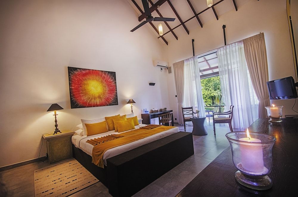 Arika Villa Deluxe Double or Twin room with Complimentary transfer to Sigiriya Rock fortress 2