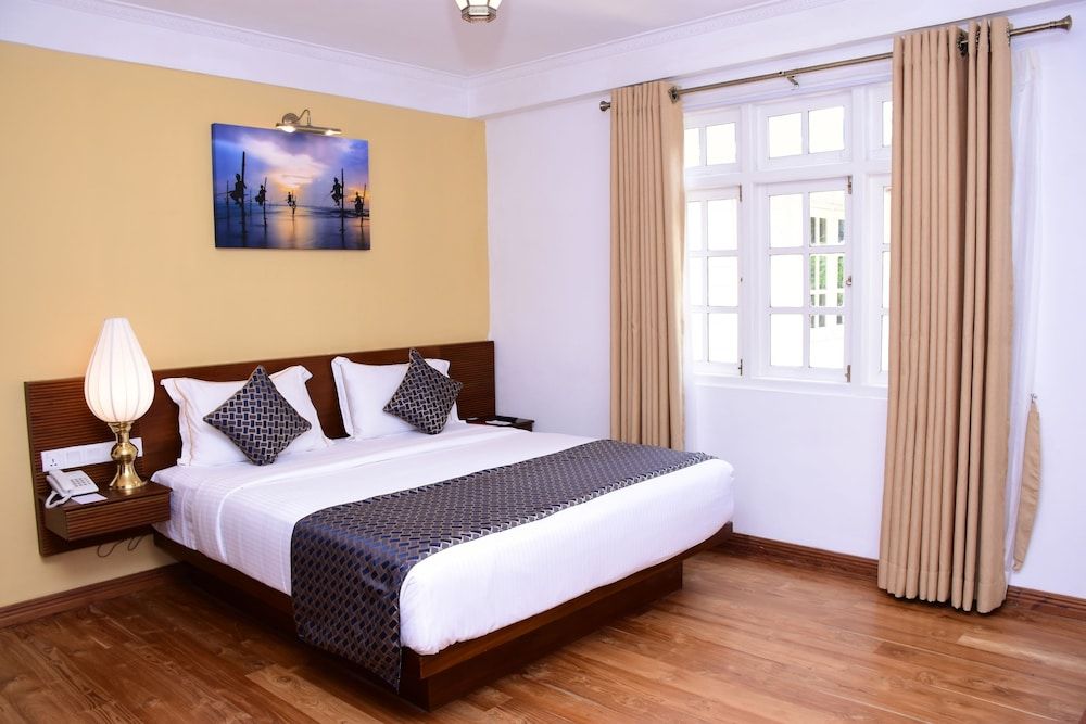 Mirage Kings Cottage Deluxe Double or Twin Room 11