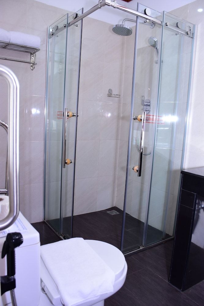 Mirage Kings Cottage Deluxe Double or Twin Room 17