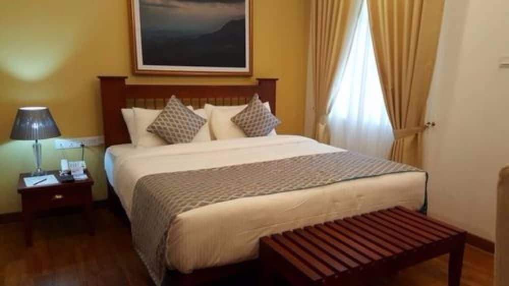 Mirage Kings Cottage Deluxe Double or Twin Room 3