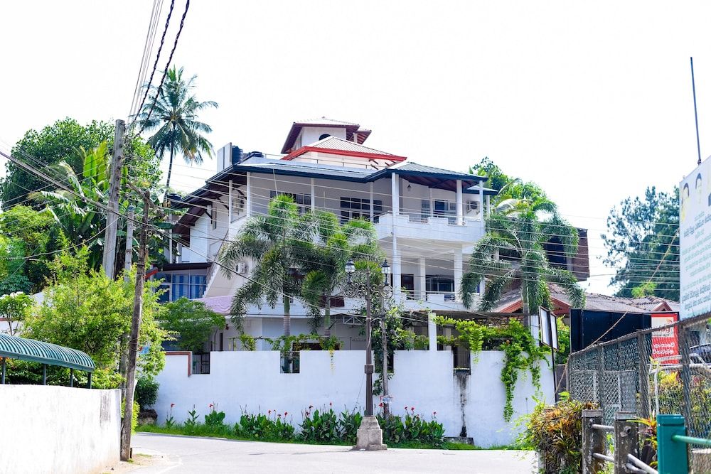 undefined Dazzling Villa 6