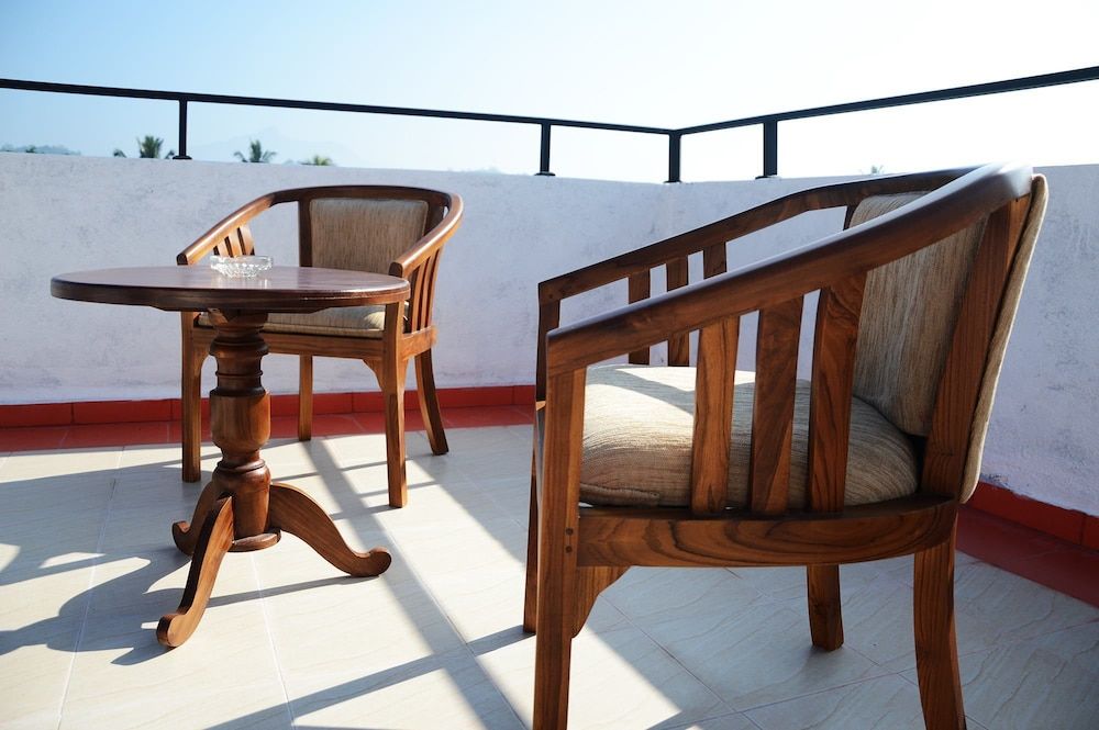 Dazzling Villa Deluxe Double Room, 1 Bedroom, Balcony, Garden View 3