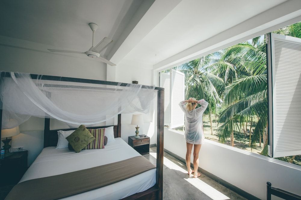 DELUXE ROOM WITH POOL VIEW