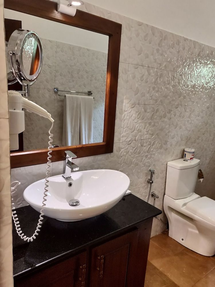 Oreeka - Katunayake Airport Transit Hotels Deluxe Apartment with Complimentary Airport Transfer 6