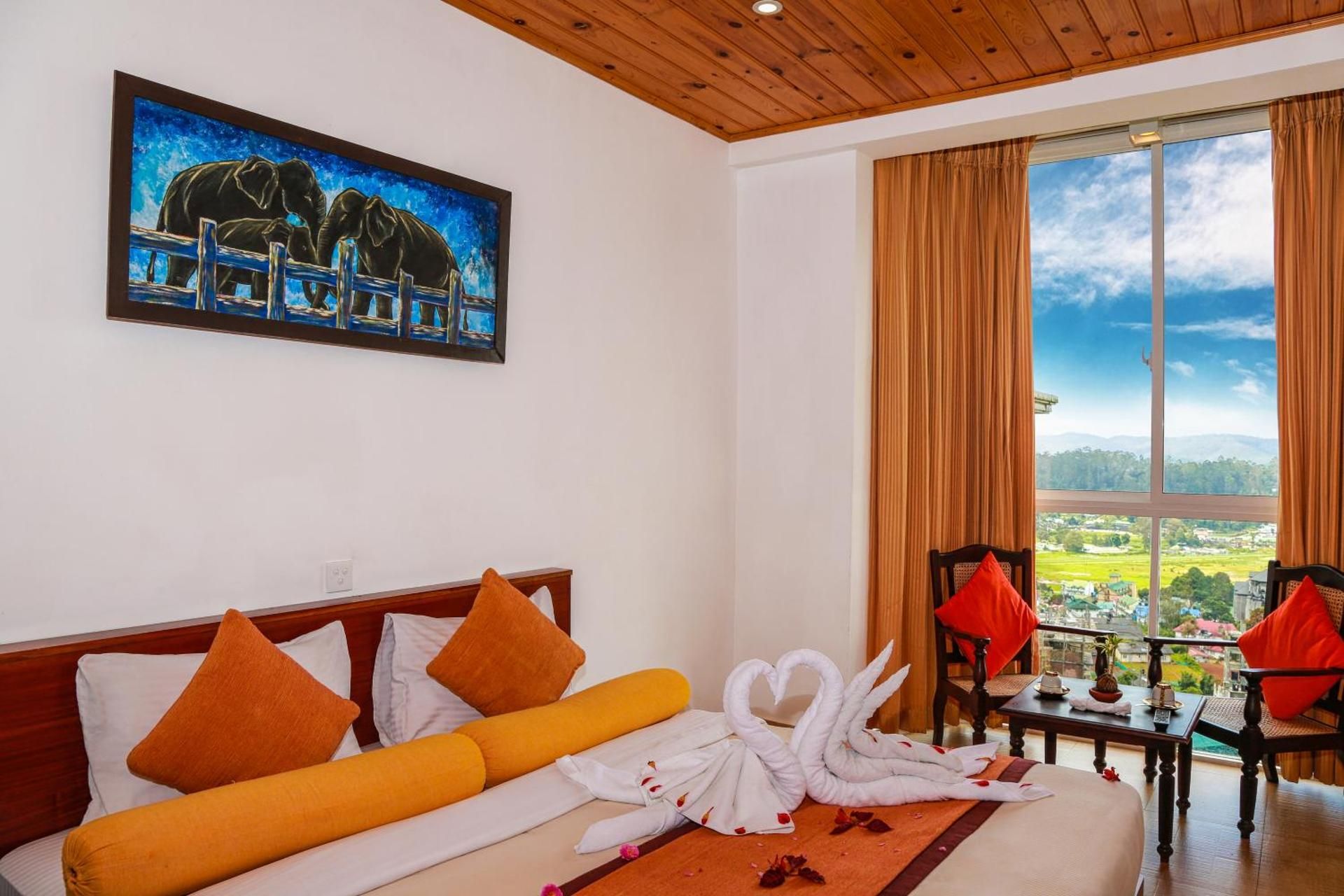 Oak-Ray Summer Hill Breeze Hotel Deluxe Double Room 2