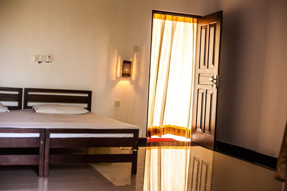 Hotel Lagoonvilla Deluxe Double Room, 4 Bedrooms, Smoking, Lagoon View 6
