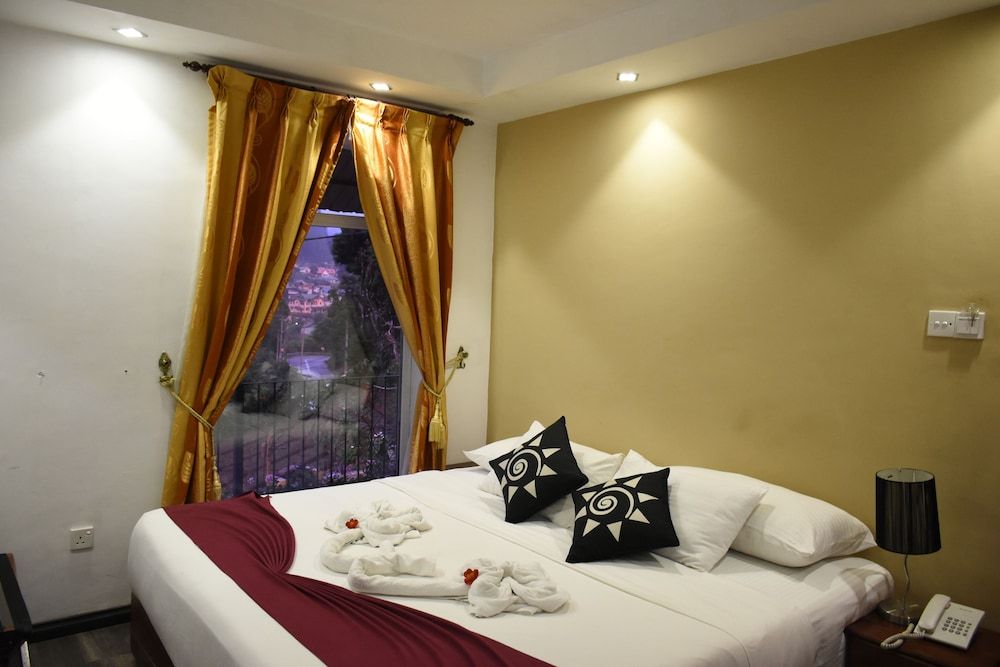 undefined Midky Hotel 3