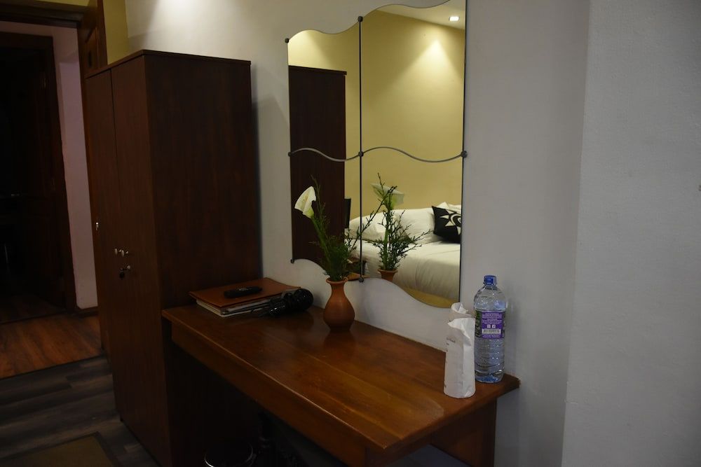 undefined Midky Hotel 7