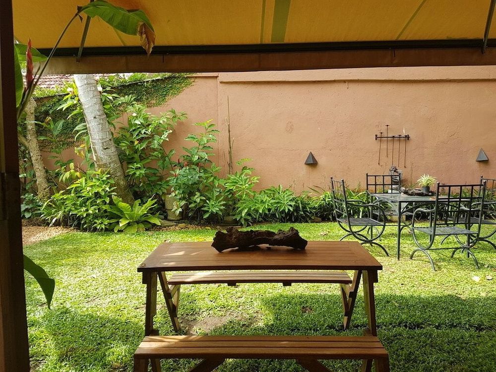 undefined Highbury Colombo 4