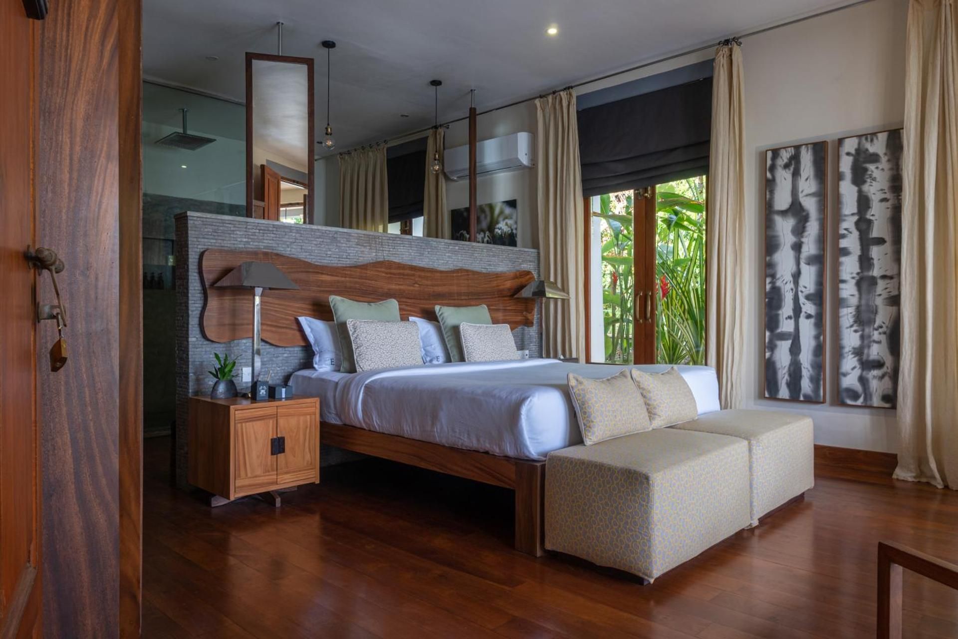 King Suite Ocean View