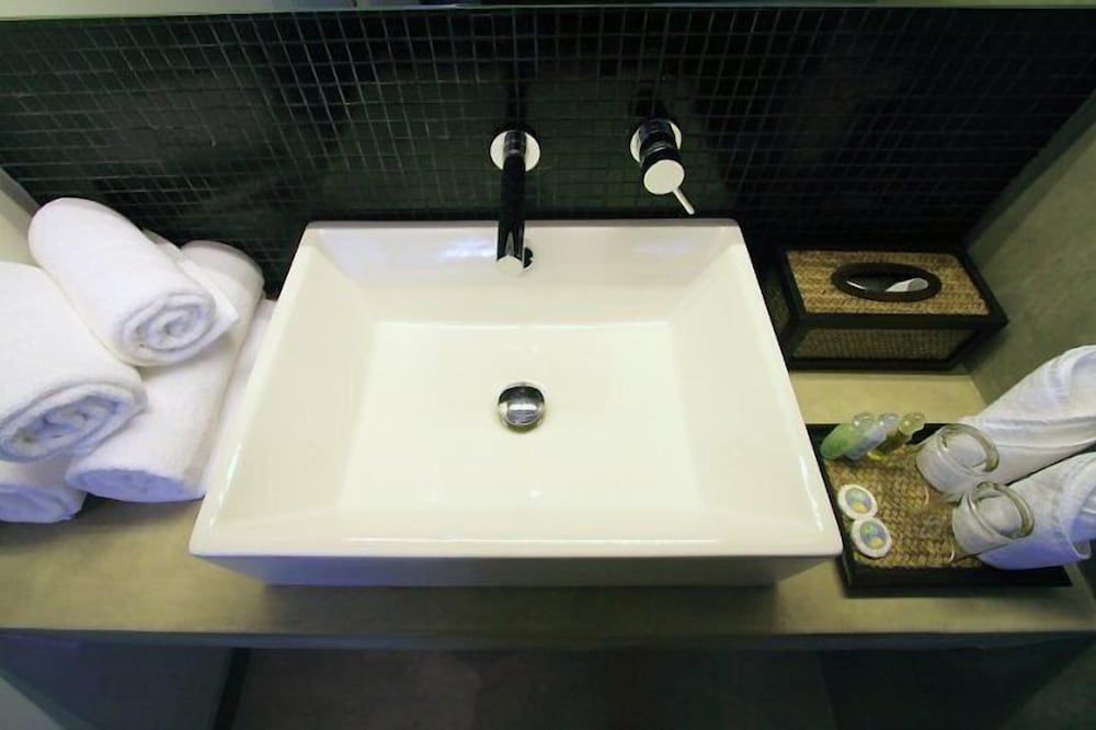 undefined The Ocean Front 7