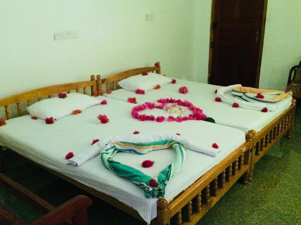 Thirumalai park Deluxe Double Room, 1 Bedroom 3