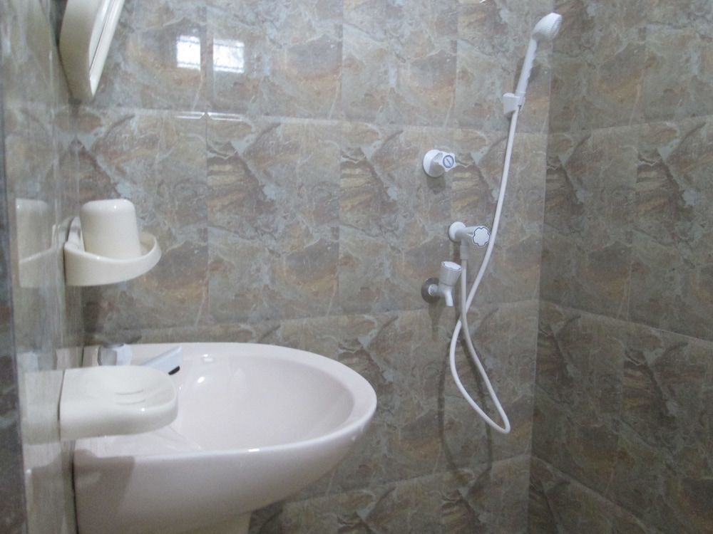 Thirumalai park Double Room, 1 Bedroom 3