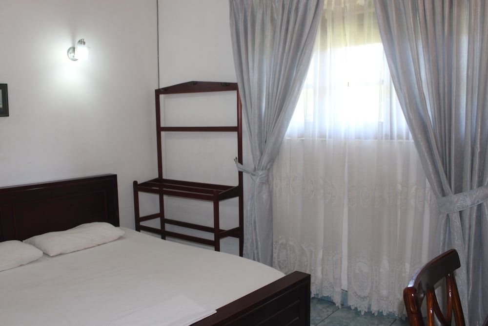 Natures Bliss Garden Stay Deluxe Room, 1 King Bed, Garden View (No AC) 3