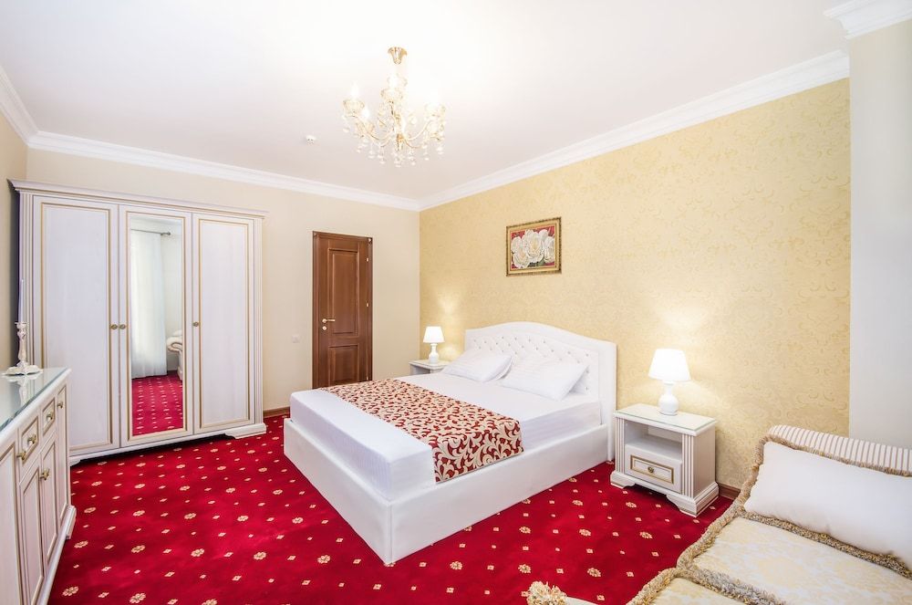 undefined Park Lane Hotel 2