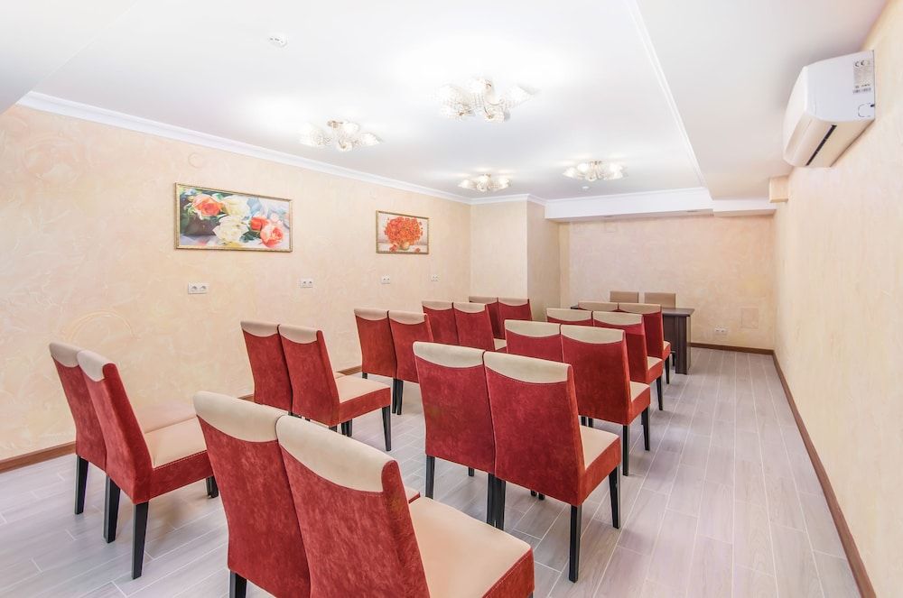 undefined Park Lane Hotel 10
