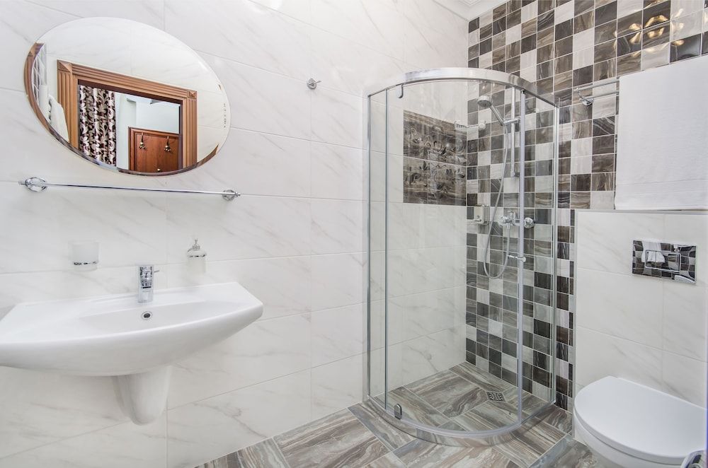 Park Lane Hotel Standard Double Room 4